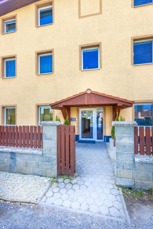 Apartman Zara Apartamento Veľký Slavkov Exterior foto